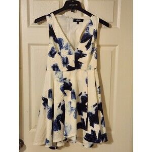 Lulus Size M Blue & Ivory Deep V-Neck Skater Mini Flare Dress